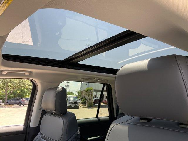 new 2025 Ford Expedition Max car, priced at $72,225