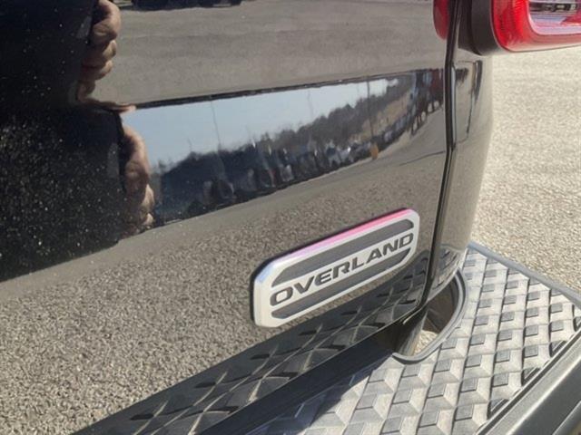 used 2022 Jeep Gladiator car, priced at $31,496