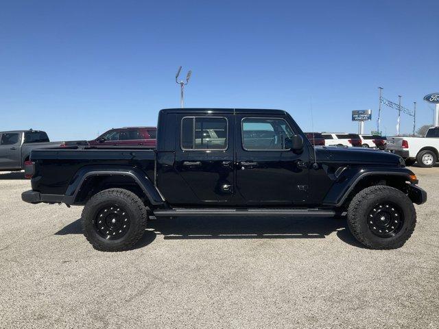 used 2022 Jeep Gladiator car, priced at $32,494