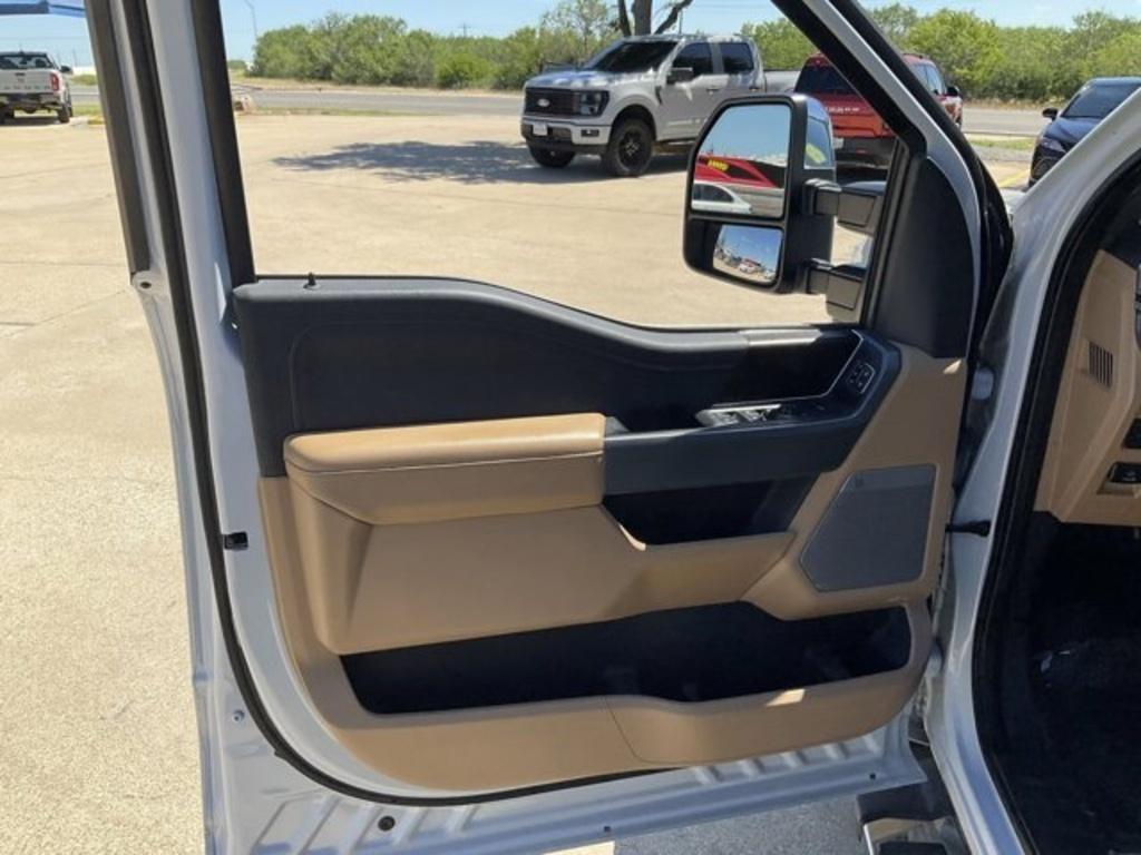 used 2021 Ford F-150 car, priced at $35,985