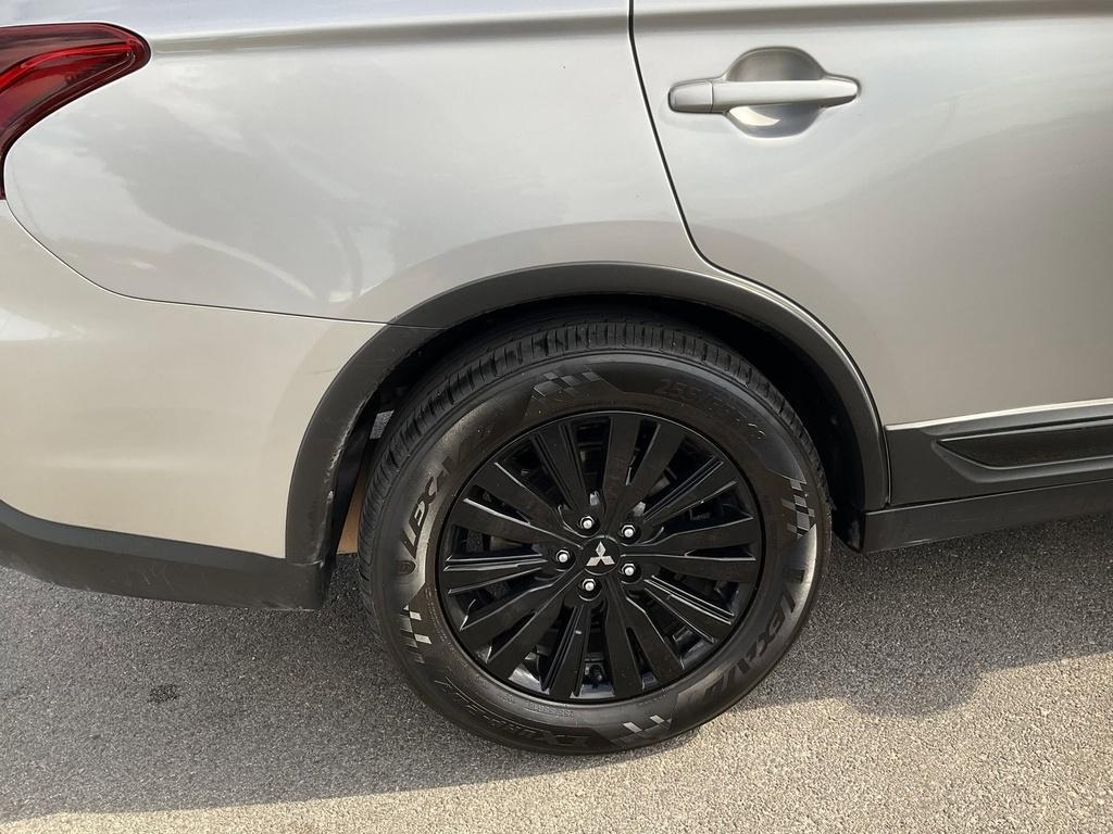 used 2020 Mitsubishi Outlander car, priced at $14,449