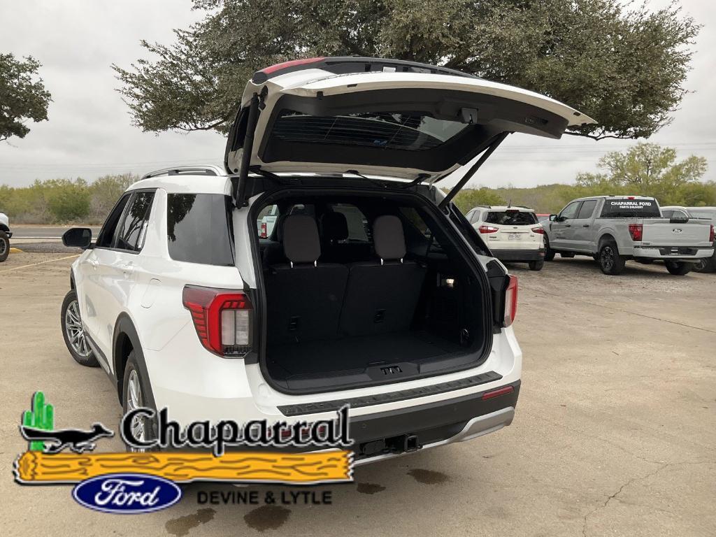 new 2025 Ford Explorer car, priced at $50,467