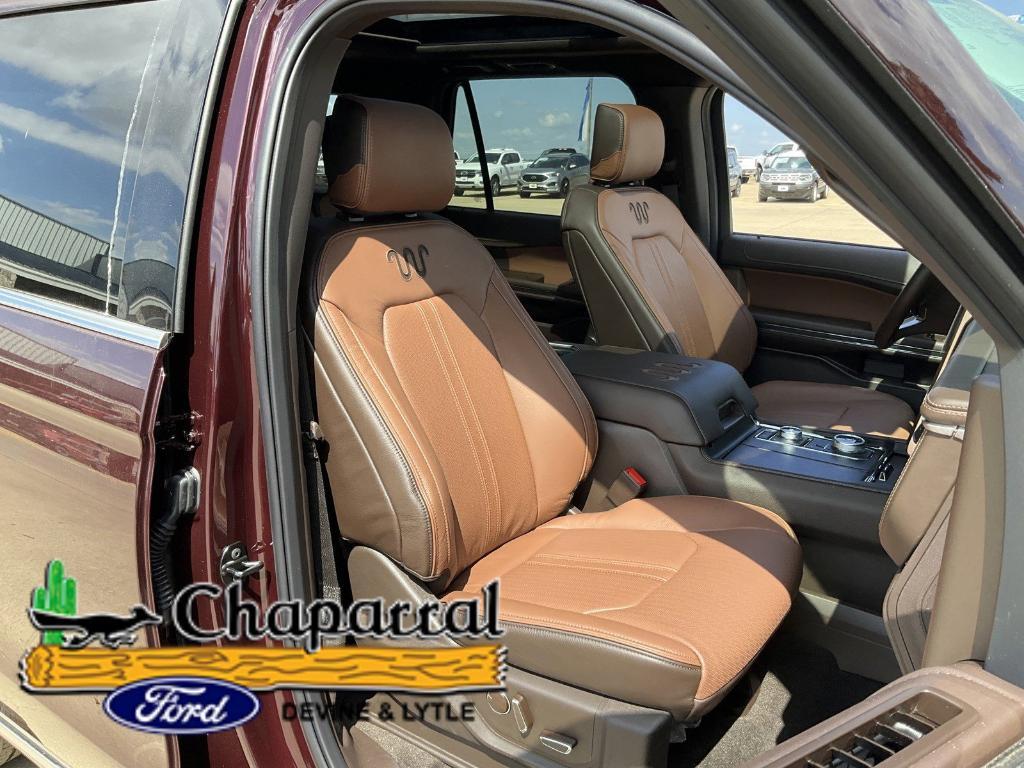 new 2024 Ford Expedition car, priced at $76,316