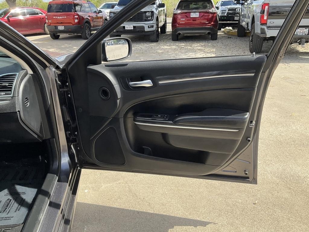 used 2022 Chrysler 300 car, priced at $22,995