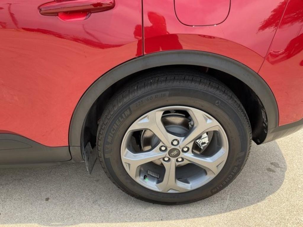 used 2025 Ford Escape car, priced at $26,998