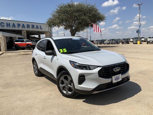used 2025 Ford Escape car, priced at $28,995
