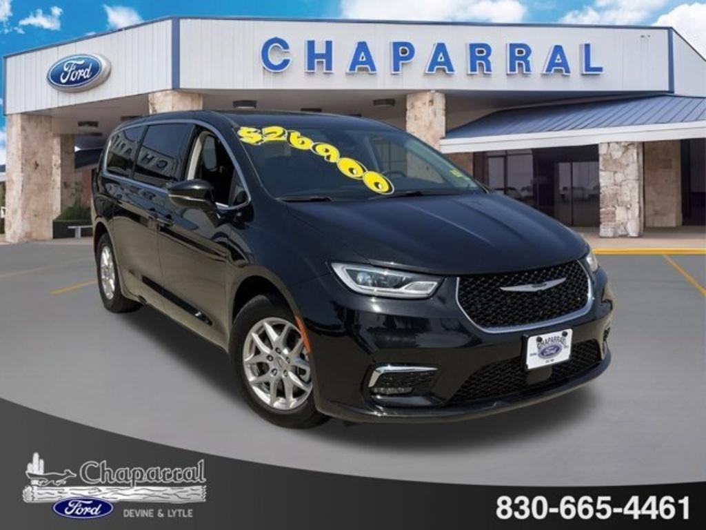used 2023 Chrysler Pacifica car, priced at $26,223