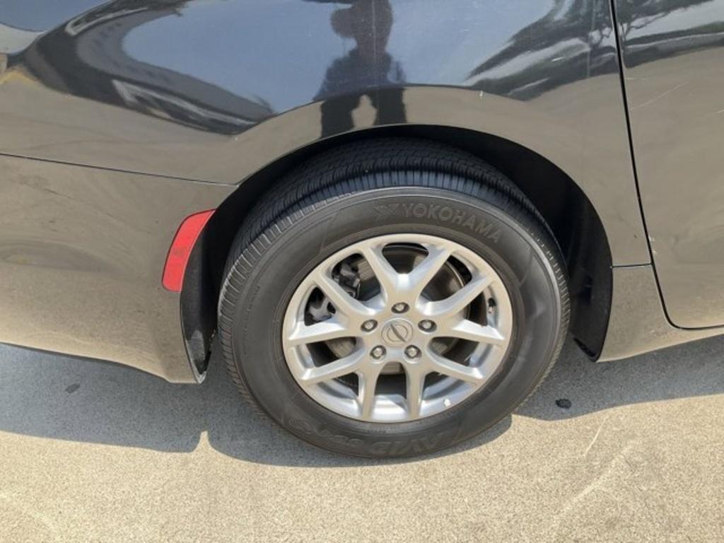 used 2023 Chrysler Pacifica car, priced at $26,223