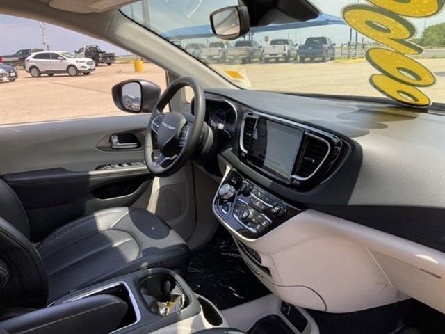 used 2023 Chrysler Pacifica car, priced at $26,451