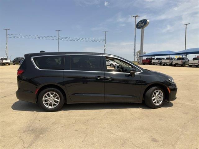 used 2023 Chrysler Pacifica car, priced at $26,451