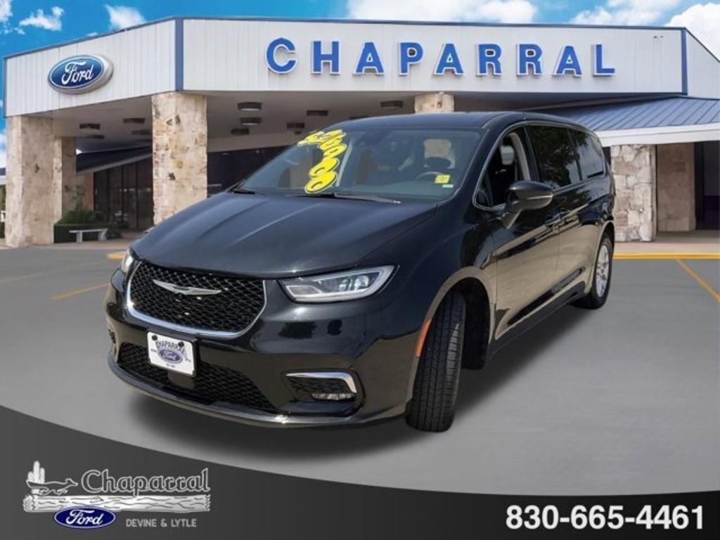 used 2023 Chrysler Pacifica car, priced at $26,223