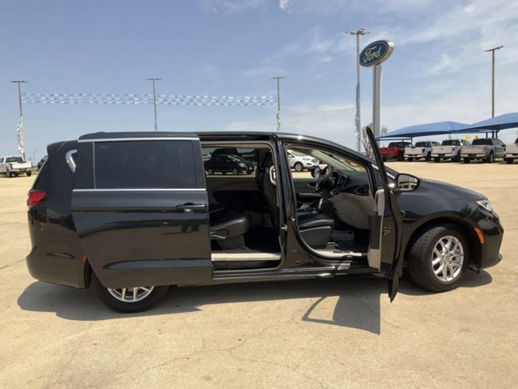 used 2023 Chrysler Pacifica car, priced at $26,223