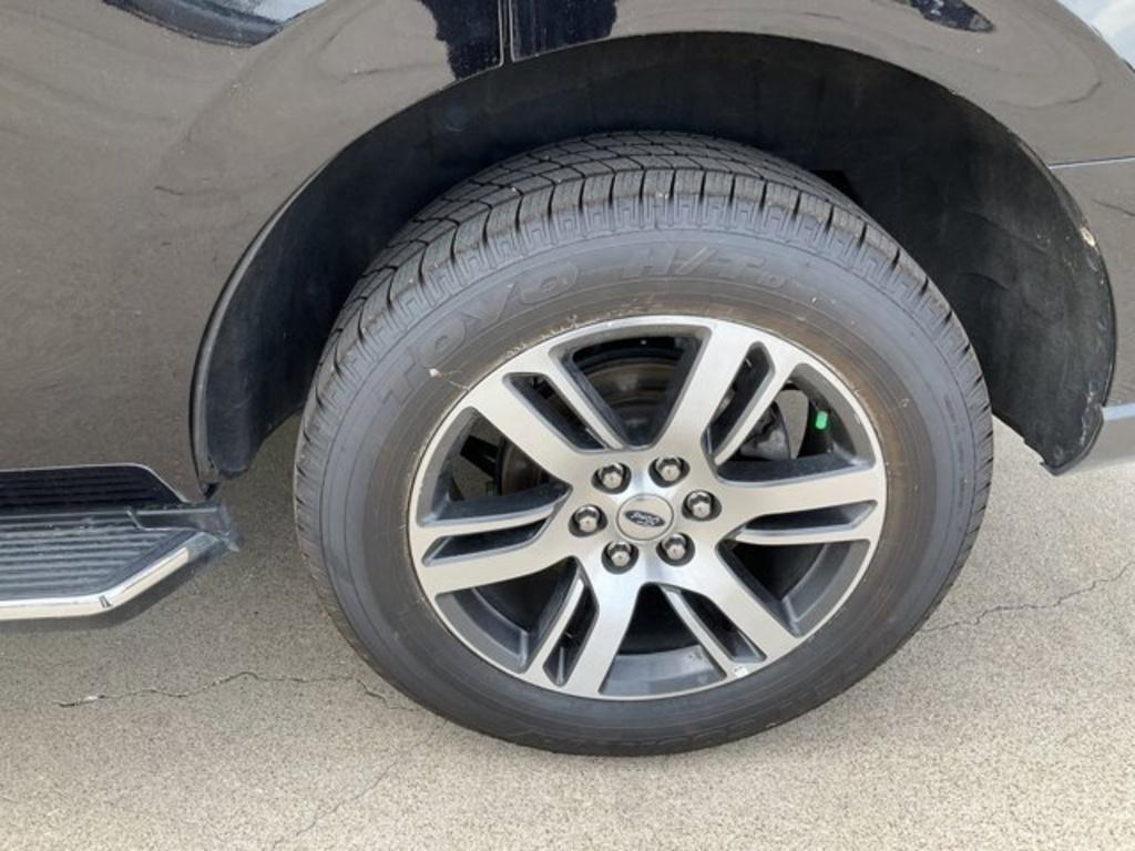 used 2023 Ford Expedition car, priced at $44,985