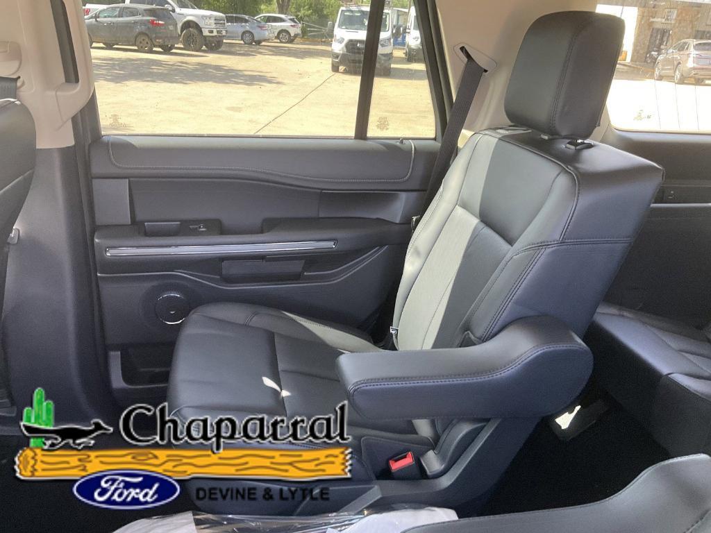 new 2024 Ford Expedition car, priced at $59,008