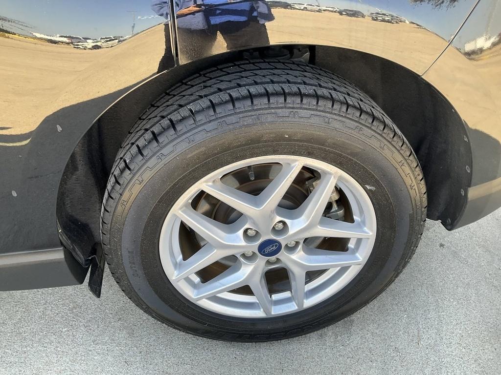 used 2023 Ford Edge car, priced at $22,471