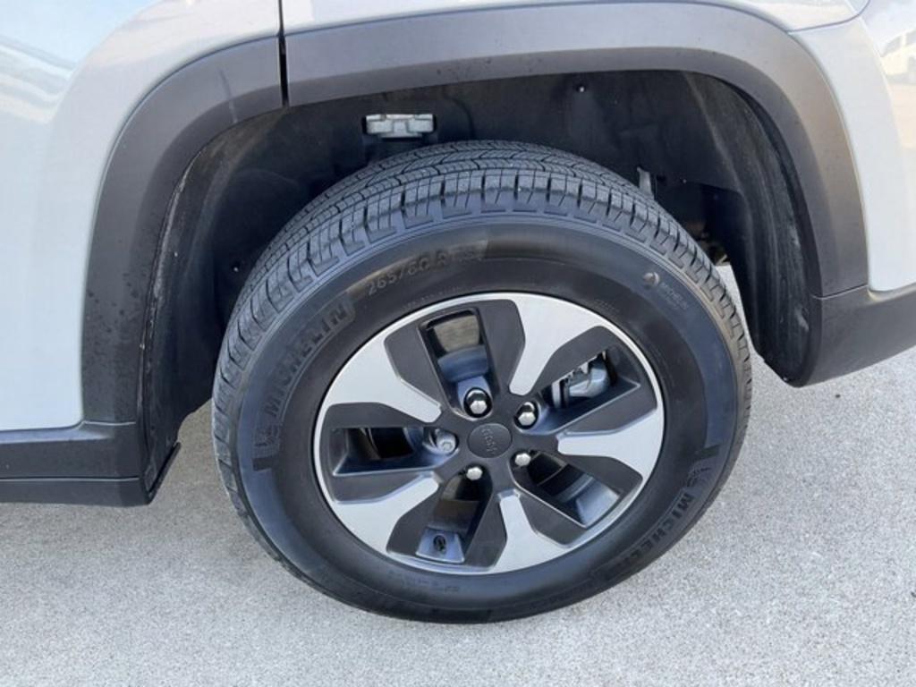 used 2022 Jeep Grand Cherokee 4xe car, priced at $29,375