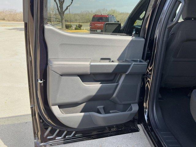 new 2025 Ford F-150 car, priced at $42,880