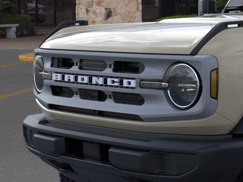 new 2025 Ford Bronco car, priced at $42,576