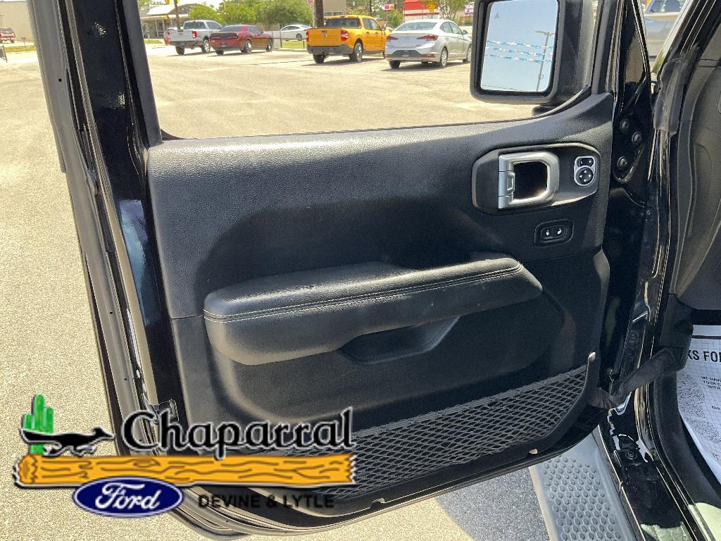 used 2019 Jeep Wrangler Unlimited car, priced at $24,991