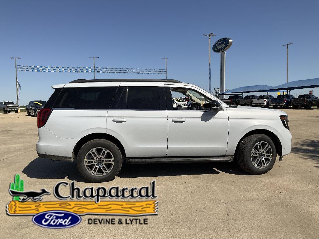 new 2025 Ford Expedition car, priced at $68,925