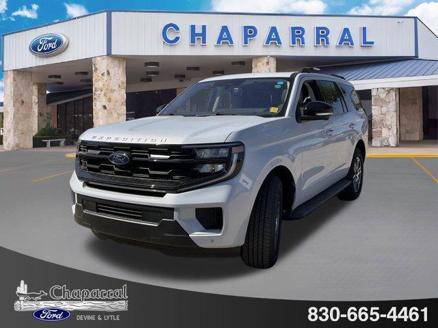 new 2025 Ford Expedition car, priced at $68,925