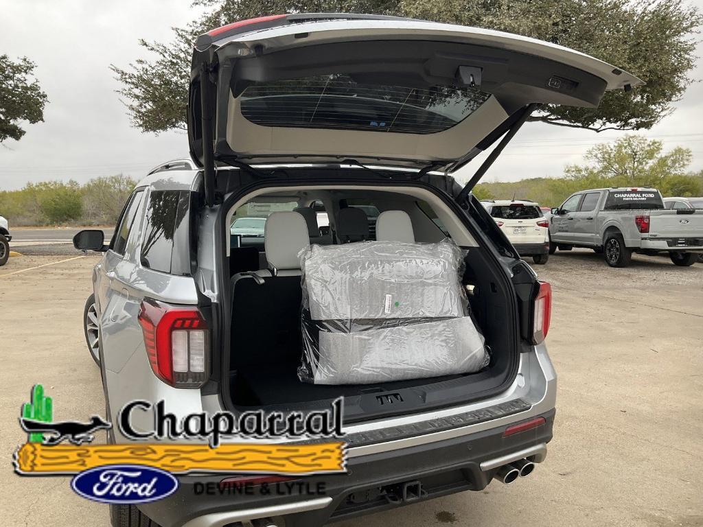 new 2025 Ford Explorer car, priced at $54,911