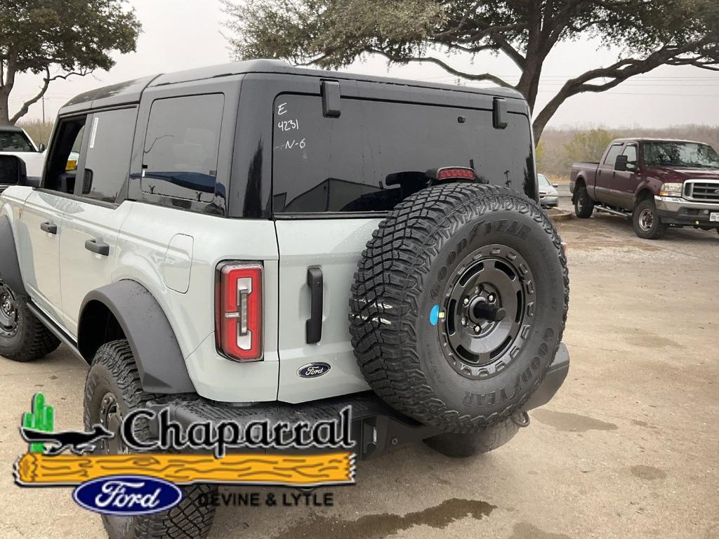 new 2024 Ford Bronco car, priced at $58,727