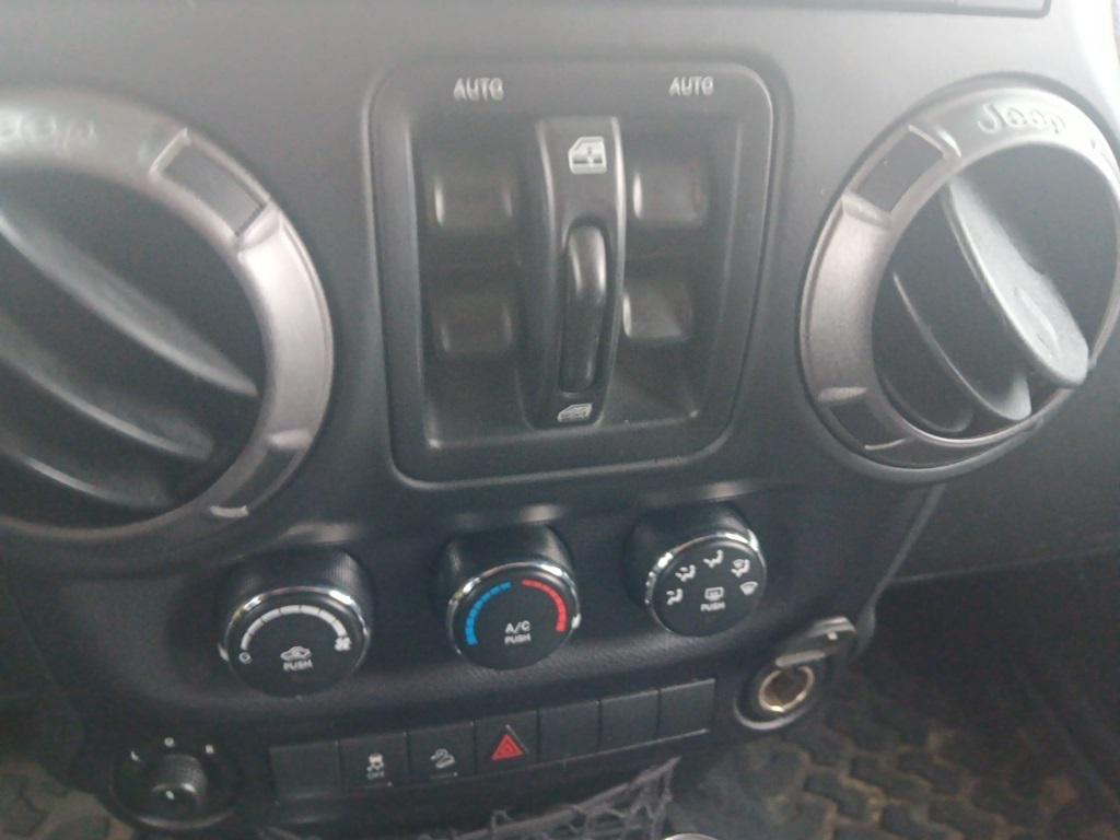 used 2015 Jeep Wrangler Unlimited car, priced at $14,300