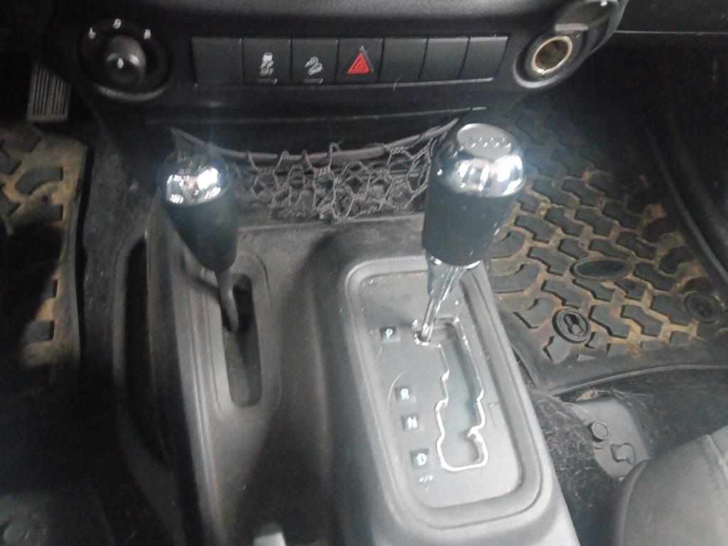 used 2015 Jeep Wrangler Unlimited car, priced at $14,300