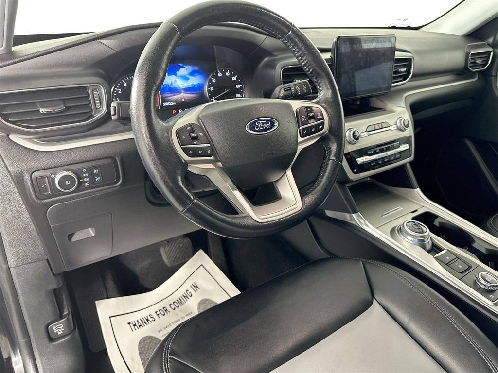 used 2022 Ford Explorer car, priced at $27,900