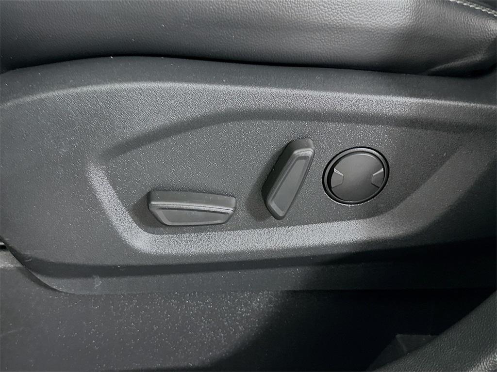 used 2024 Ford Edge car, priced at $24,500
