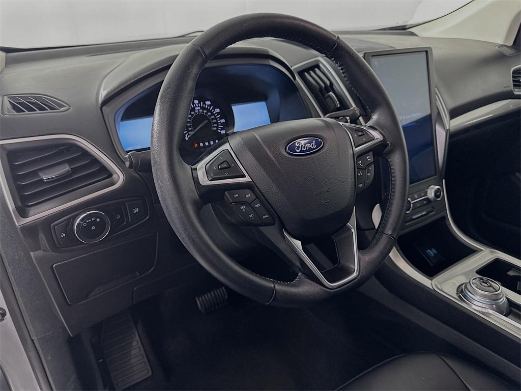 used 2024 Ford Edge car, priced at $24,500