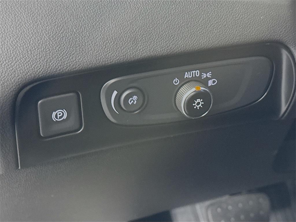 used 2021 Buick Enclave car, priced at $20,000