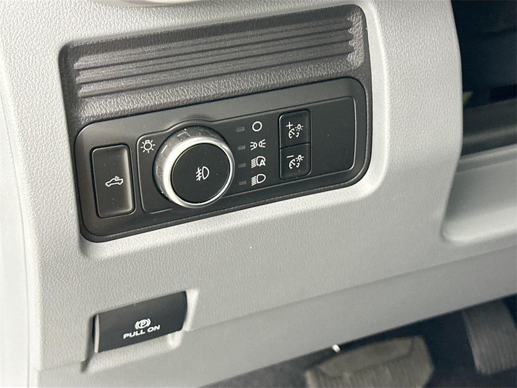 new 2025 Ford F-250 car, priced at $50,300