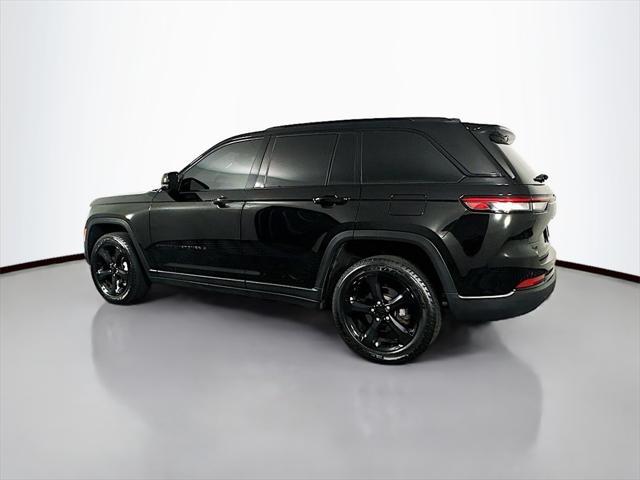 used 2024 Jeep Grand Cherokee car, priced at $38,400