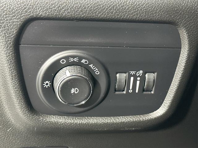 used 2024 Jeep Grand Cherokee car, priced at $38,400