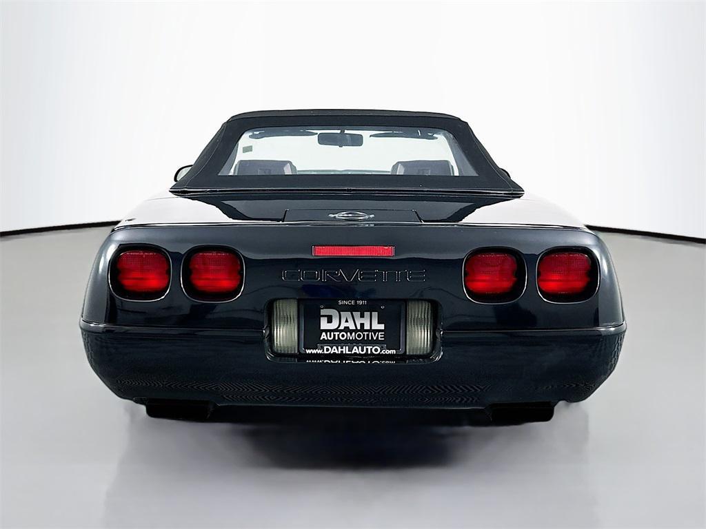 used 1992 Chevrolet Corvette car, priced at $9,500