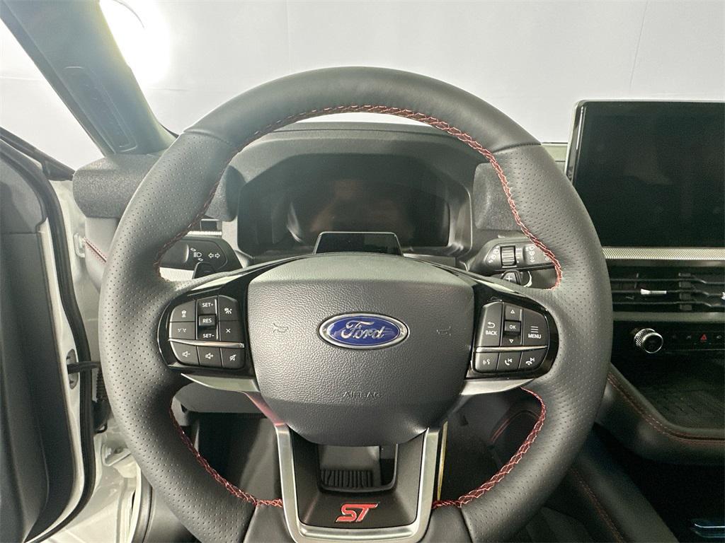 new 2025 Ford Explorer car, priced at $60,800