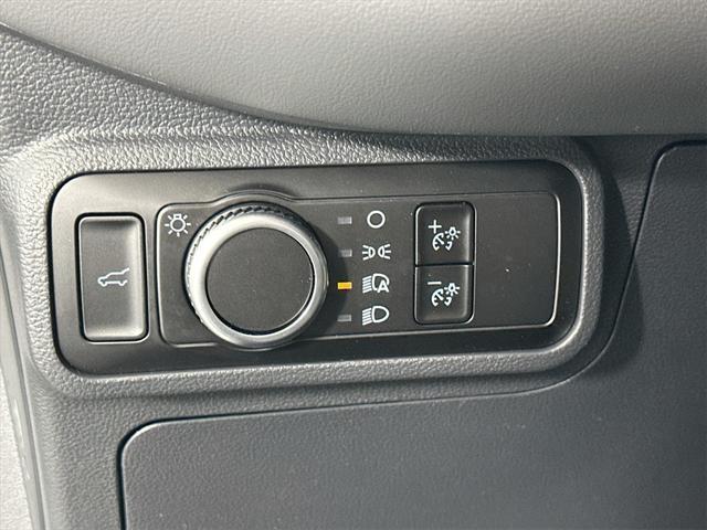 new 2025 Ford Explorer car, priced at $40,737