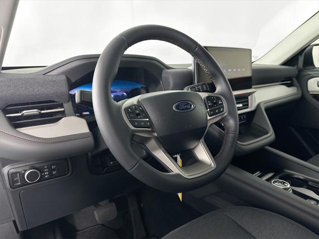 new 2025 Ford Explorer car, priced at $40,737