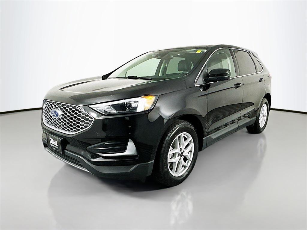 used 2024 Ford Edge car, priced at $24,500