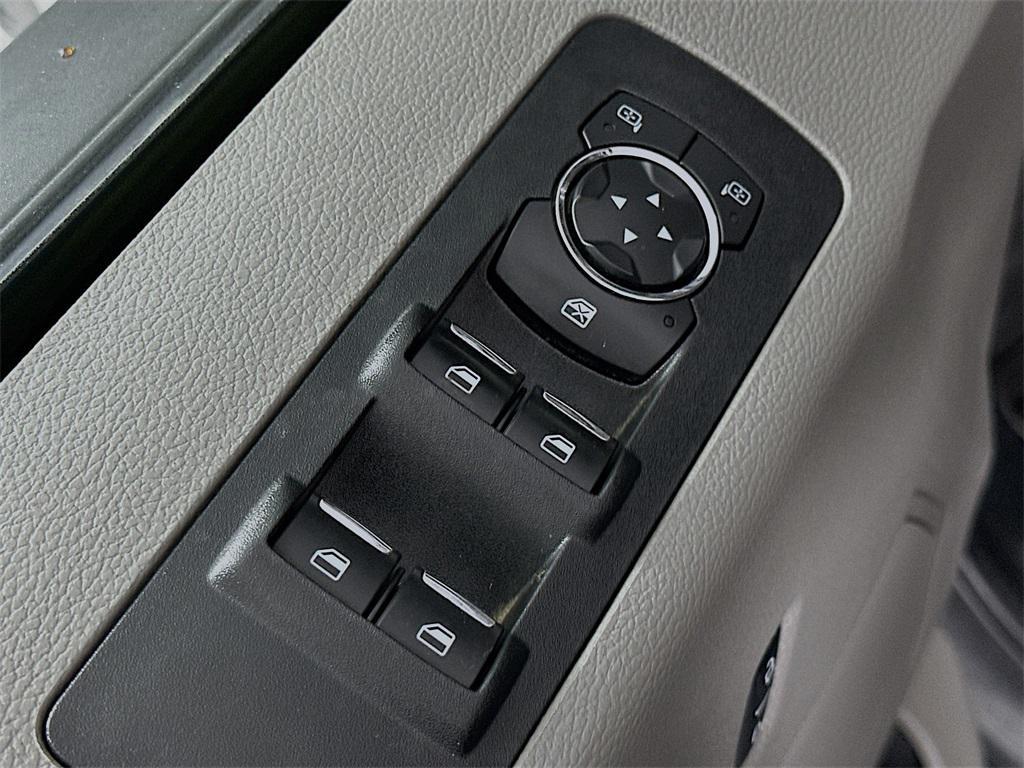 used 2019 Ford F-150 car, priced at $18,900