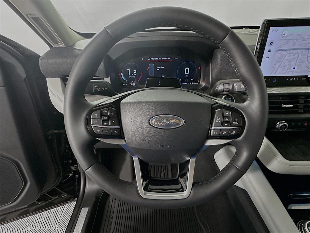 new 2025 Ford Explorer car, priced at $55,500