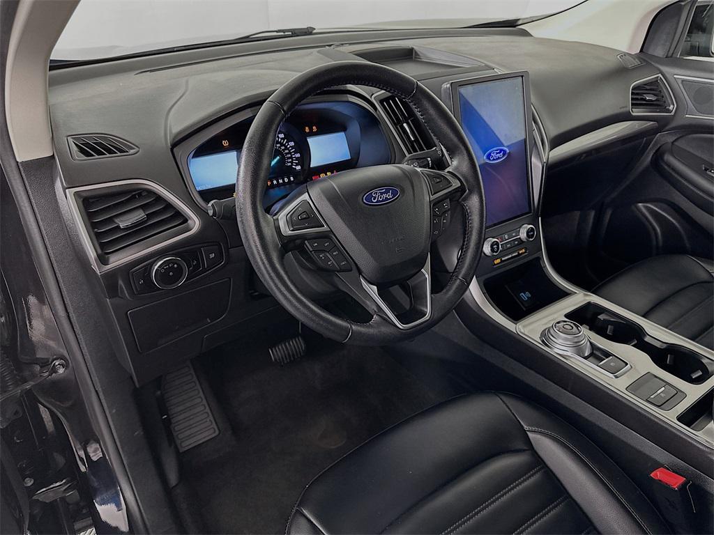 used 2024 Ford Edge car, priced at $23,500