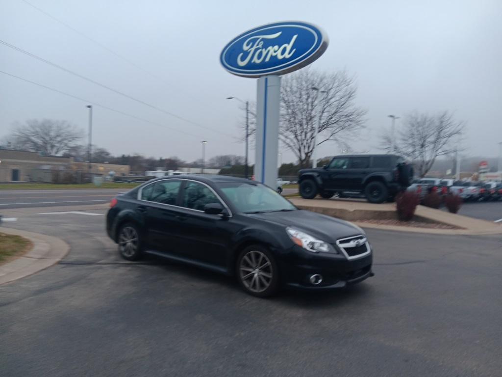 used 2013 Subaru Legacy car, priced at $7,000