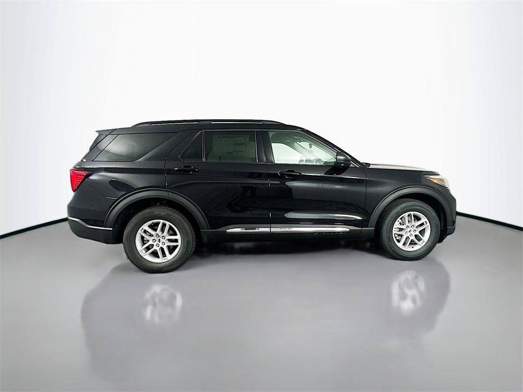 new 2025 Ford Explorer car, priced at $41,700