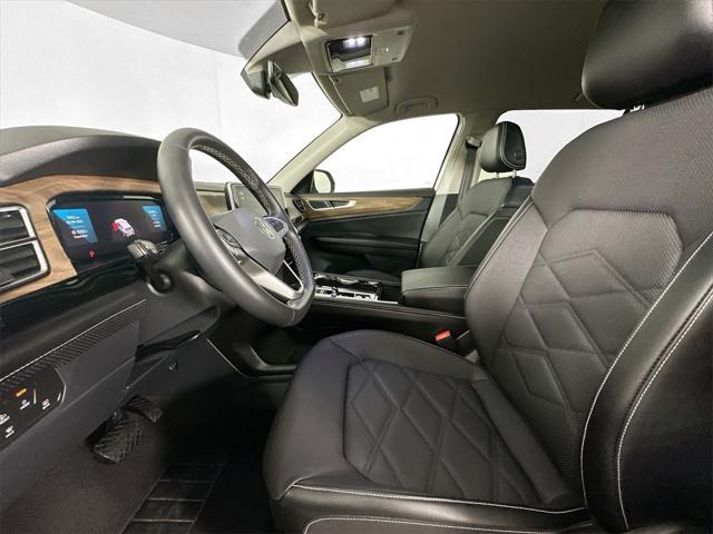 used 2024 Volkswagen Atlas car, priced at $34,890