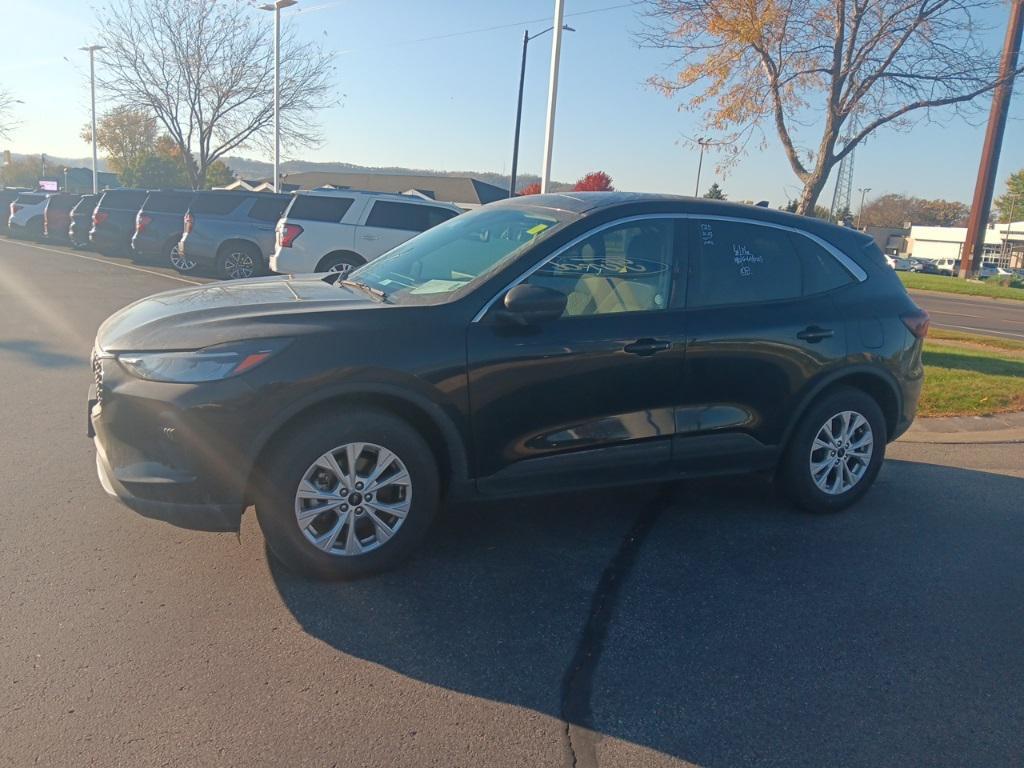 used 2024 Ford Escape car, priced at $22,900