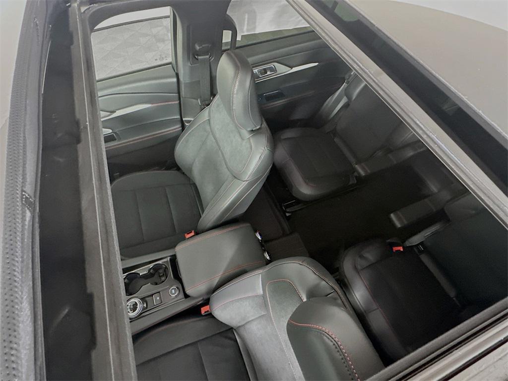 new 2025 Ford Explorer car, priced at $59,500
