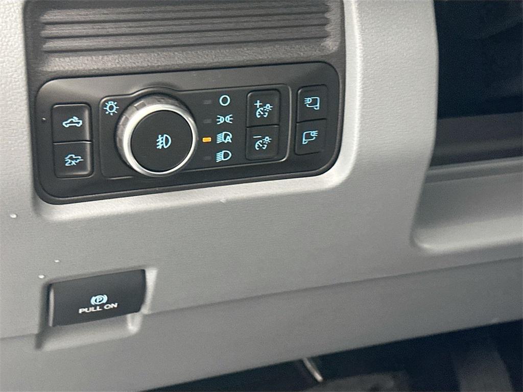 new 2025 Ford F-350 car, priced at $73,500